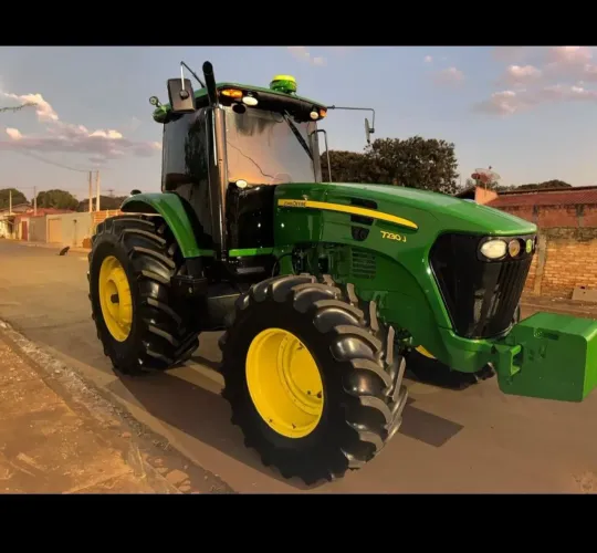 Trator John Deere 