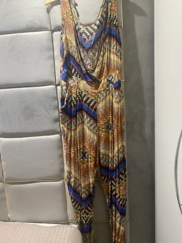 Macacão viscose estampado