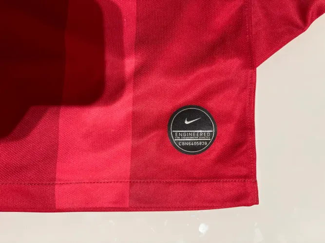 Camiseta masculina de time, Galatasaray