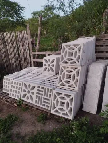 Cobogos vazados de concreto para construção civil