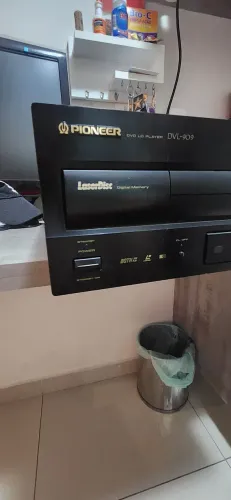 LaserDisc + 200 LaserDiscs de Shows e Filmed