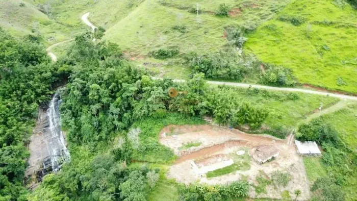 Sítio para Venda em Sapucaia, Aparecida, 2 dormitórios, 1 banheiro, 1 vaga