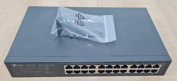 Switch 24 portas Gigabit