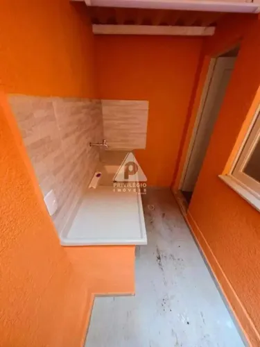 Apartamento Tipo Studio à Venda no Catete  Com Área Externa e Excelente Localização