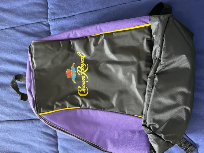Mochila Crown Royal 