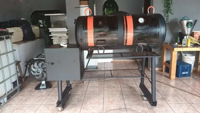 Pit Smoker Reverse Flow