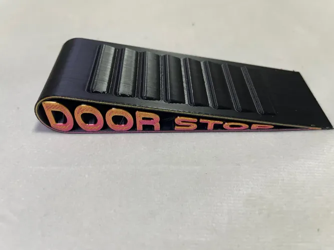 Trava de porta formato 3D