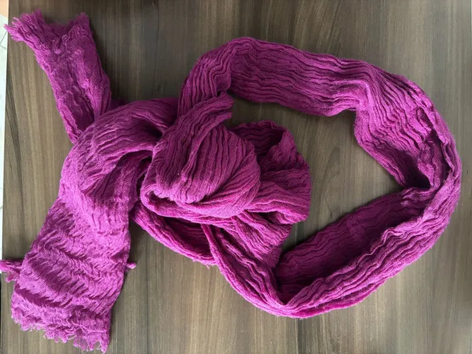 Cachecol feminino rosa vibrante