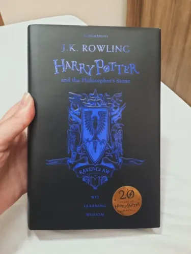 Harry Potter e a Pedra Filosofal (edição em inglês)
