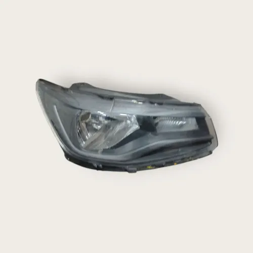 Farol Saveiro Robust Extreme 23/24 Direito 