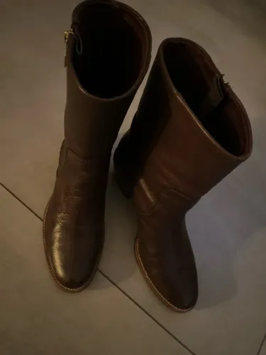 Botas de Couro Marrom estilo Cowboy