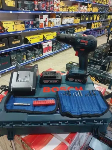 Parafusadeira/Furadeira de Impacto Bosch GSB 18V-50 C/02 Baterias 18V (Loja)