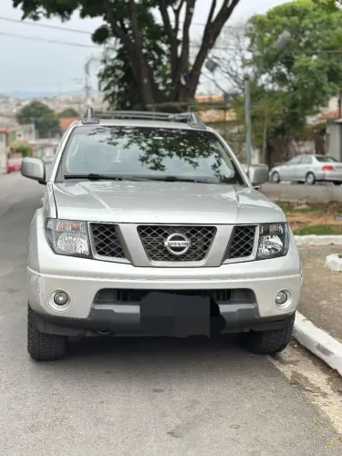 Nissan Frontier LE Attack CD 4X4 2.5 TB Die.aut 2013