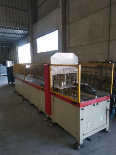 Máquina Furadora de Tubos