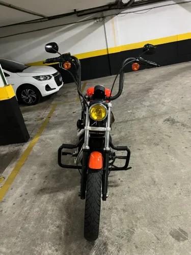 Harley Davidson Sportster 883R