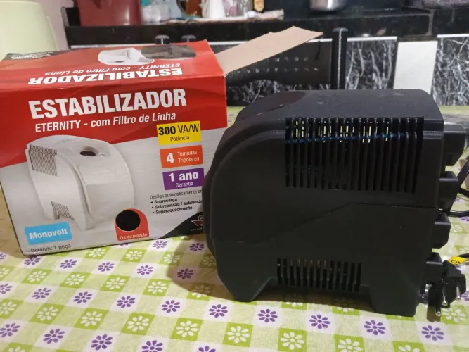 Estabilizador Eternity 300VA/W com Filtro de Linhas 