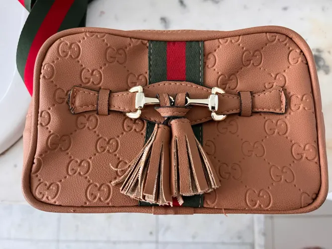 Bolsa transversal de luxo 