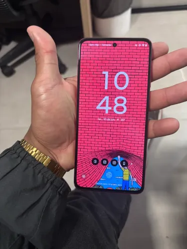 Moto G84
