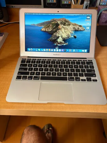 MacBook Air 11? (Mid 2012)