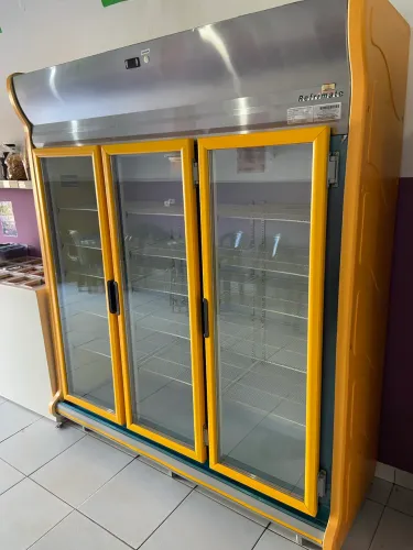 Freezer expositor Muito Novo original 