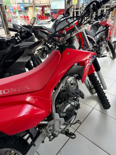 CRF 250 ÚNICO DONO