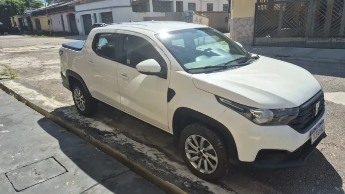 Fiat Strada Freedom 1.3 Flex 8V CD 2025