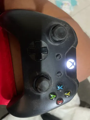 2 Controles de Xbox one pra fazer jogo em da série S