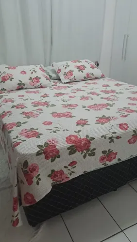 Cama Queen de Casal