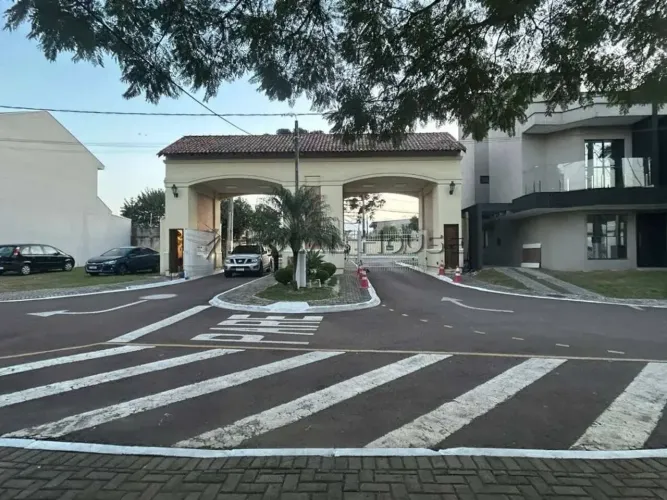 Terreno à venda em Curitiba, Pinheirinho, 122m²