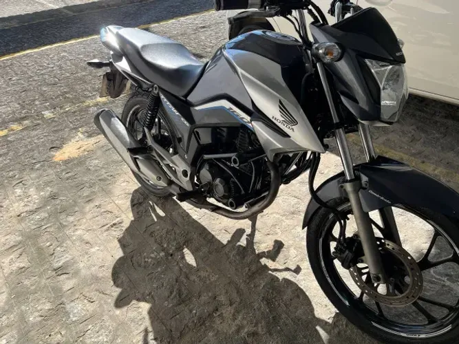 Honda CG 160 Titan 2022 - Revisada - 38 mil km - R$ 16.500