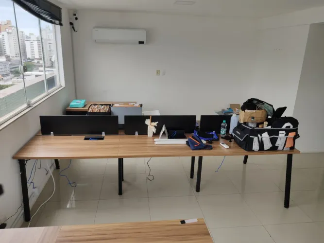 Mesa estação de trabalho 6 gabinetes 3.00m x 1.20m