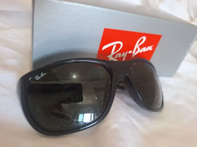 Óculos Ray-Ban 4307 Usado