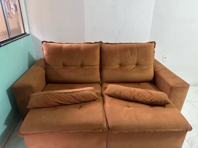 Vende- se sofá cama 9 meses de uso NOVO apenas a venda