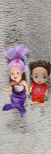 Vendo os 2 bonecas juntas ou separados. Todos originais