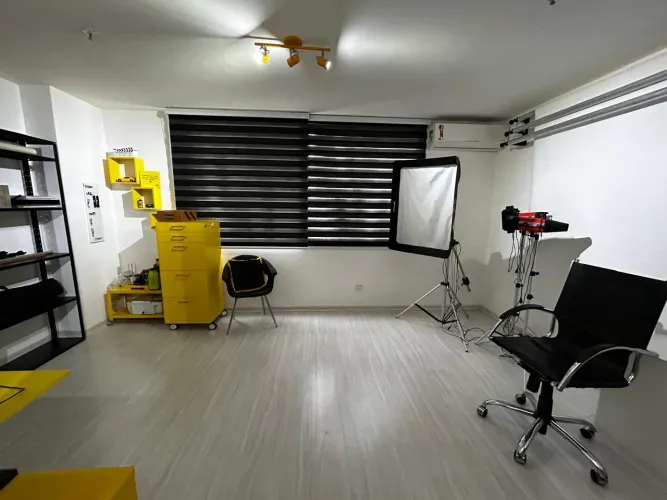 Sala Comercial Pronta 24 m2 com RGI no Office X Santa Rosa