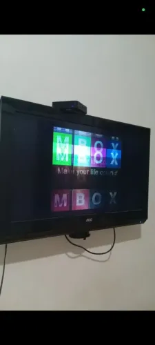 Vendo tv com defeito, não tenho interesse em consertar, não vai com a tv box, Não E Smart,