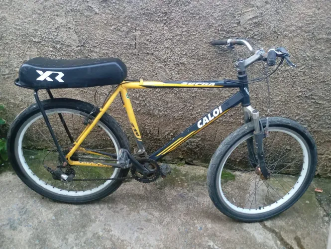 Bicicleta caloi supra aro 26 alumínio 21 marcha + bancoxr único coisa para arrumar o freio