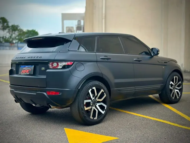 Land Rover Range Rover Evoque Pure 2.0 Aut. 5P 2013