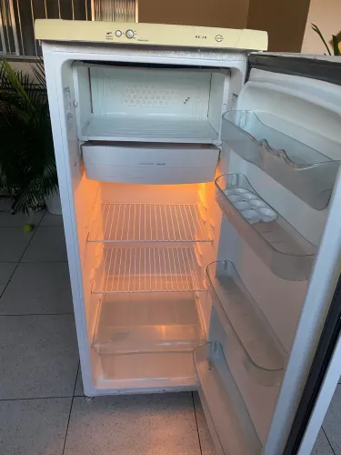 Geladeira Eletrolux funcionando tudo
