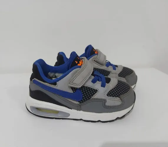 Tênis Nike 21