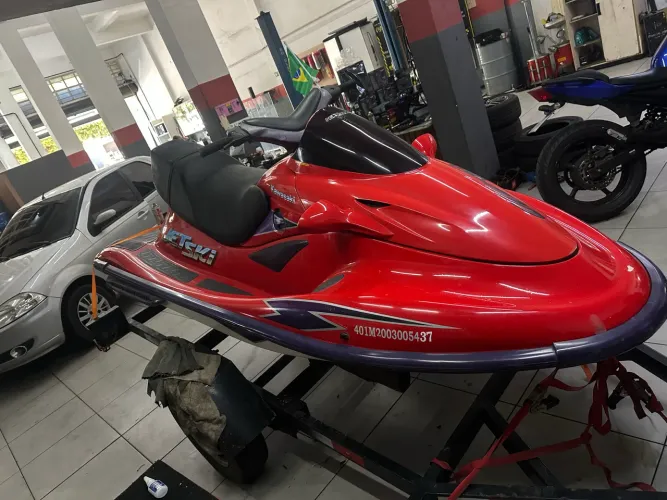 Jet sky kawasaki ultra 150