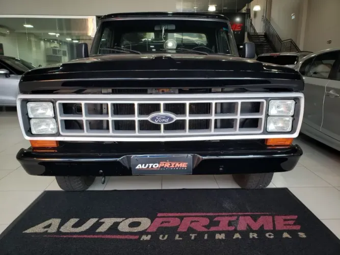 Ford F-1000 Super Diesel / Super Diesel Turbo 1990