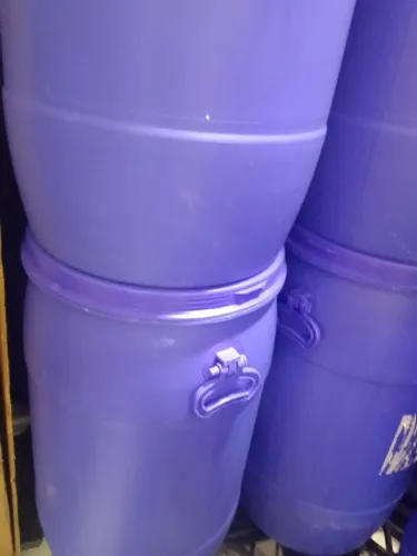 Bombona plástica ou tambor