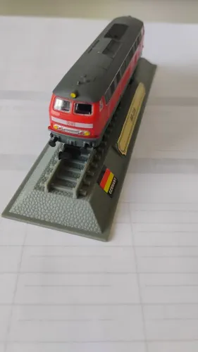 MINIATURA TREM " ALEMÃO " BR - 218 