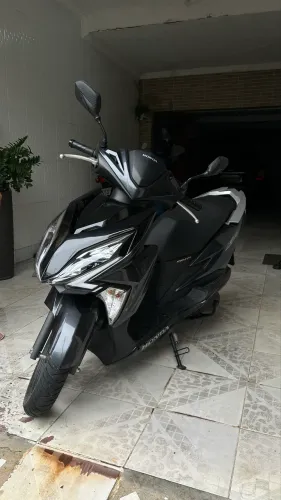 Honda Elite 125 2023 - PRETA - APENAS 724 KM