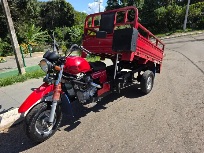 Triciclo Lifan Cargo C200