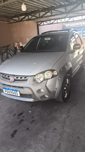 Fiat Palio Weekend Adventure Locker 1.8 Flex 2015