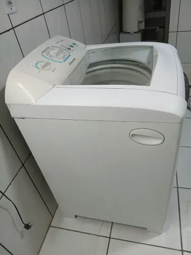 Vende Sé uma máquina de lavar roupa Eletrolux 12 kilos