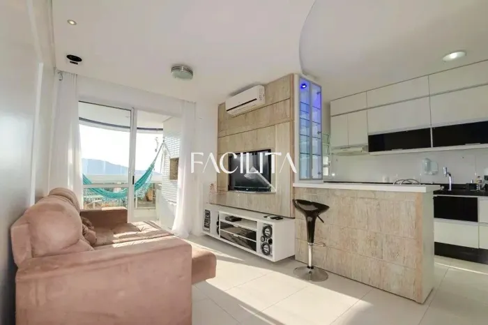 Apartamento com 2 quartos no bairro Itacorubi, Florianópolis.
