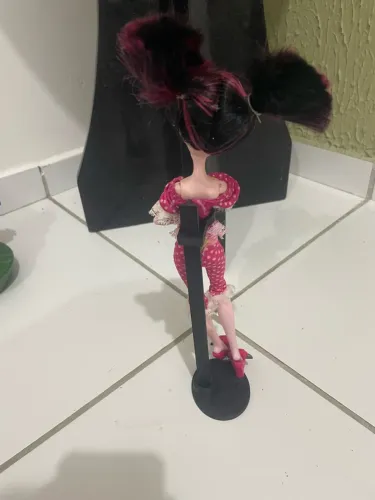 Monster High Draculaura  morta de sono 